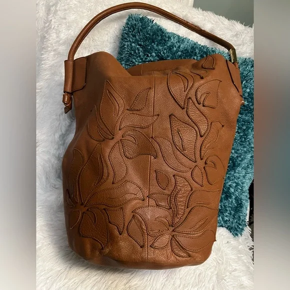 Foley + Corinna Lilli bucket tote in honey brown - Picture 2 of 13